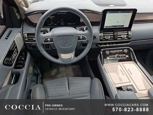 Used 2018 Lincoln Navigator Black Label image 12