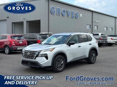 Used 2024 Nissan Rogue S FWD image 1