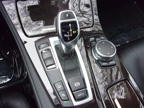 Used 2016 BMW 535i xDrive Sedan image 28