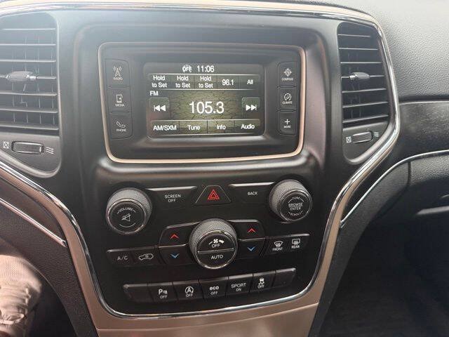 Used 2017 Jeep Grand Cherokee Limited AWD/4WD image 23
