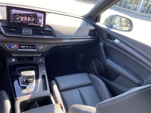 Certified 2023 Audi Q5 2.0T Prestige w/ Prestige Package image 15