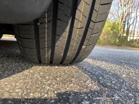 Used 2016 Chrysler 300 S w/ 300S Premium Group image 10