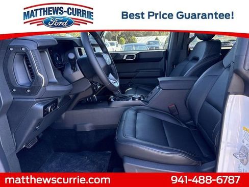 New 2025 Ford Bronco Badlands image 9