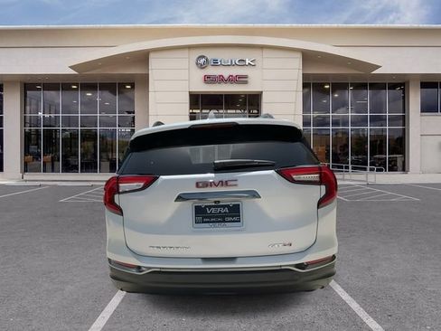 Certified 2022 GMC Terrain AT4 w/ Infotainment Package II AWD/4WD image 12