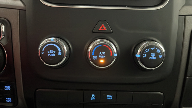 Used 2019 RAM 1500 Tradesman w/ Tradesman SXT Package AWD/4WD image 17
