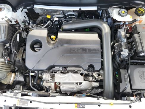 Used 2024 Chevrolet Equinox LT AWD/4WD image 22