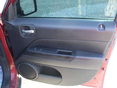 Used 2017 Jeep Patriot Sport w/ Power Value Group image 31