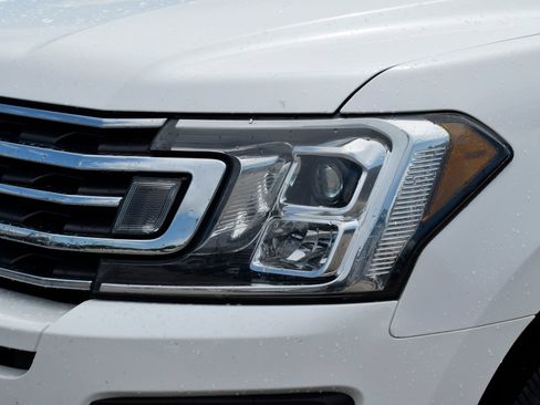 Used 2020 Ford Expedition XLT w/ Equipment Group 202A RWD image 26