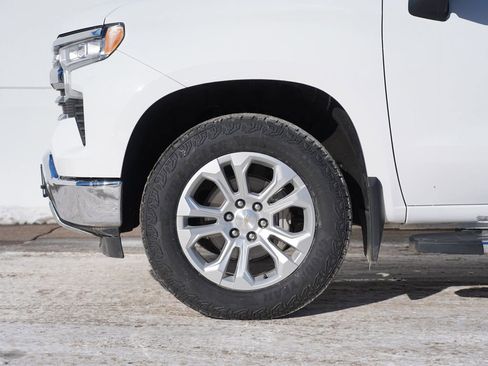 Used 2023 Chevrolet Silverado 1500 LTZ w/ LTZ Convenience Package II image 11