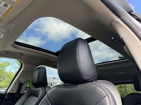 Certified 2023 Lincoln Aviator AWD w/ Premium Package image 23