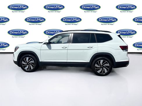 Used 2025 Volkswagen Atlas SE image 4