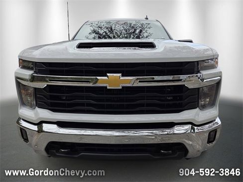 New 2026 Chevrolet Silverado 2500 LT image 11