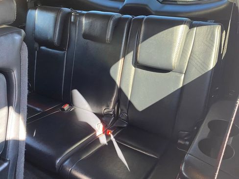 Used 2018 Toyota Highlander XLE image 11