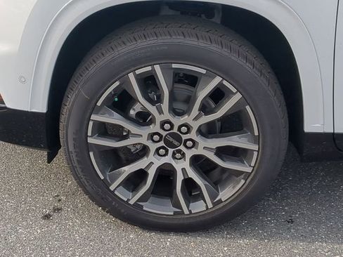 New 2026 GMC Acadia Denali Ultimate w/ LPO, All-Weather Package image 12