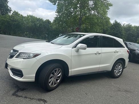 Used 2018 Acura RDX AWD image 2