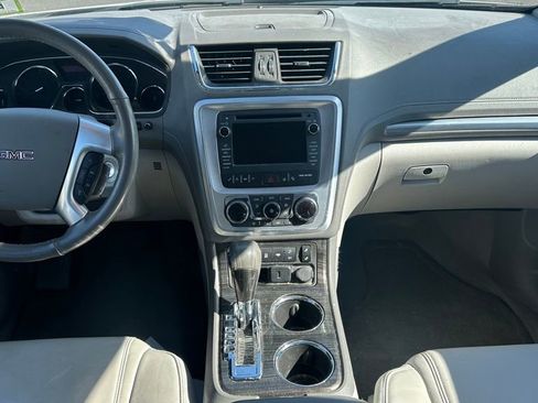 Used 2017 GMC Acadia Limited SLT image 5