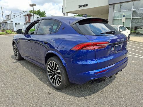 Used 2025 Maserati Grecale Modena AWD/4WD image 4