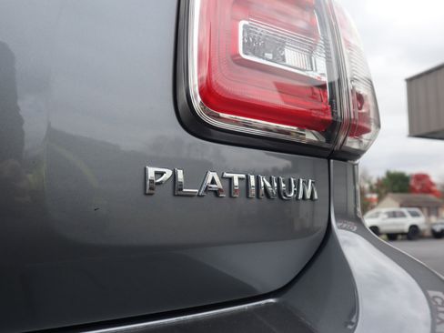 Used 2017 Nissan Armada Platinum image 31