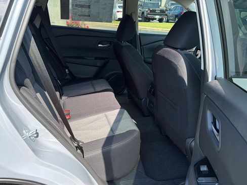 New 2026 Nissan Rogue SV FWD image 12