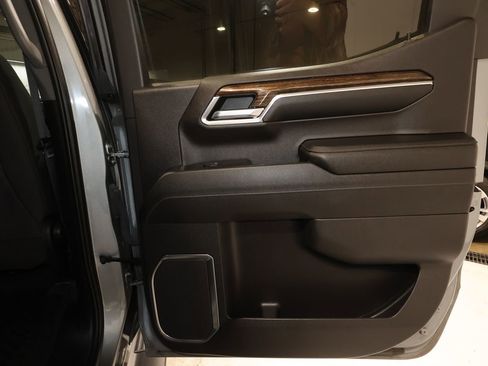 Used 2023 GMC Sierra 1500 Elevation AWD/4WD image 19