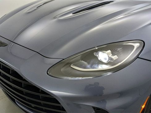 Used 2024 Aston Martin DBX 707 image 42