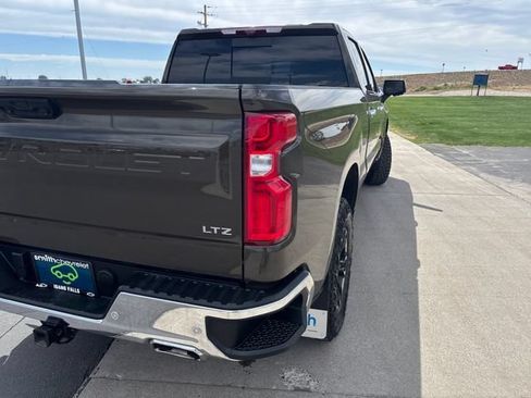 Certified 2023 Chevrolet Silverado 1500 LTZ w/ Technology Package AWD/4WD image 29