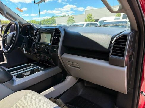 Used 2019 Ford F150 XLT w/ Equipment Group 302A Luxury AWD/4WD image 11