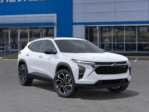 New 2026 Chevrolet Trax RS image 7