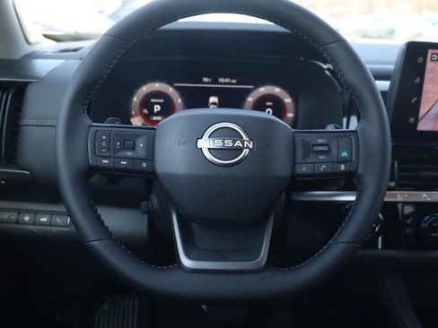 New 2026 Nissan Pathfinder Platinum image 8