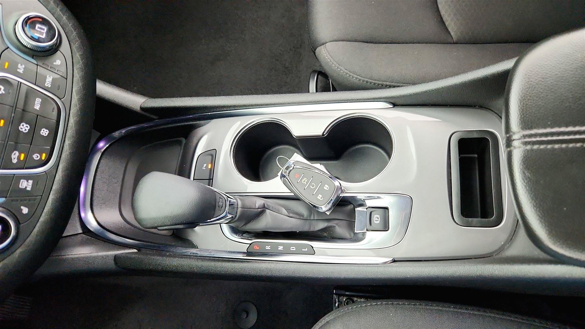 Used 2024 Chevrolet Malibu LT FWD image 15