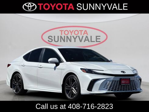 Used 2026 Toyota Camry XSE FWD image 10