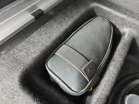 Used 2024 Rivian R1S Adventure AWD/4WD image 34