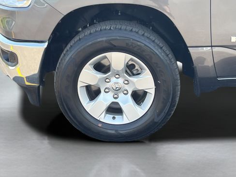 Used 2023 RAM 1500 Big Horn AWD/4WD image 9