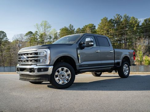 New 2026 Ford F350 Lariat w/ Lariat Ultimate Package image 3