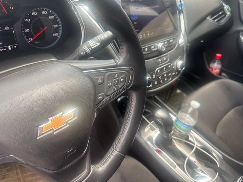 Used 2021 Chevrolet Malibu LT w/ Midnight Edition FWD image 14