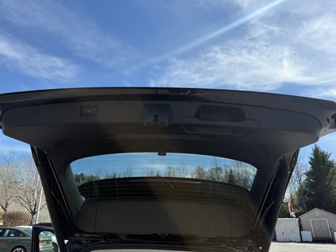 New 2026 Volkswagen Tiguan SE image 14