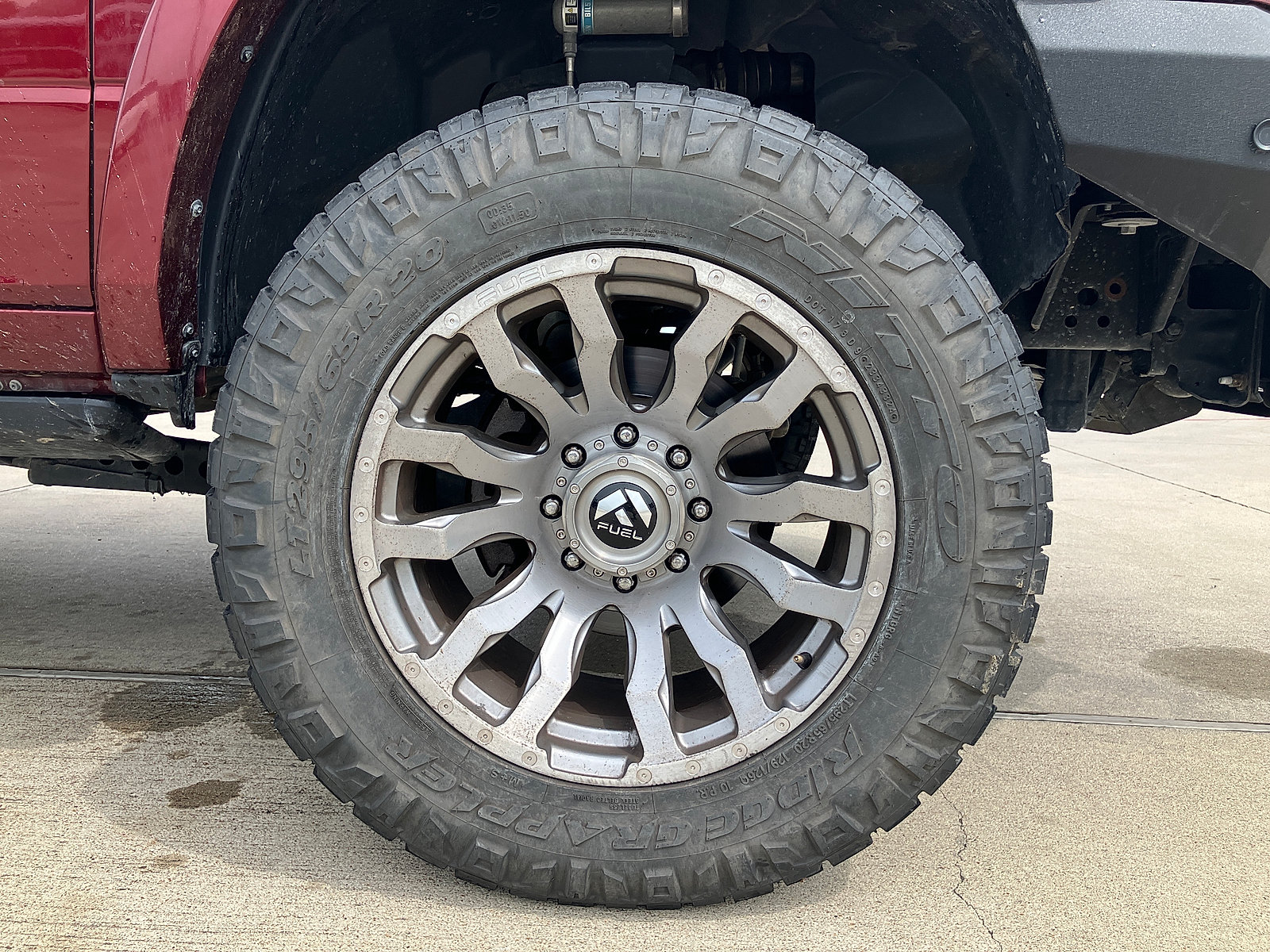 Used 2024 RAM 3500 Limited AWD/4WD image 11