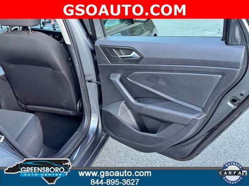 Used 2019 Volkswagen Jetta SE image 23