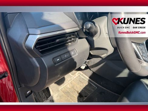 Used 2025 Nissan Altima 2.5 SR image 10