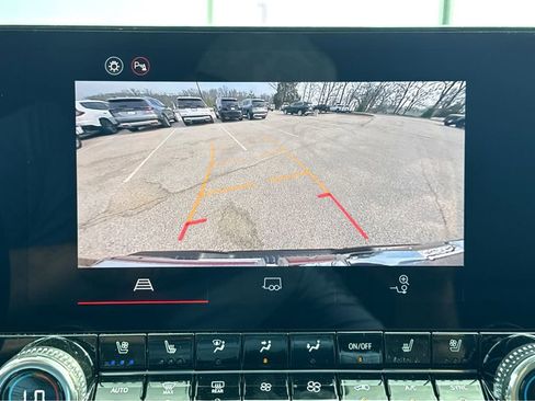 New 2026 GMC Canyon AT4 w/ AT4 Premium Package image 14