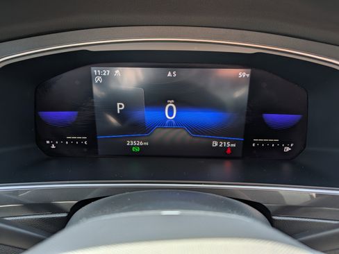 Certified 2022 Volkswagen Tiguan SE image 21