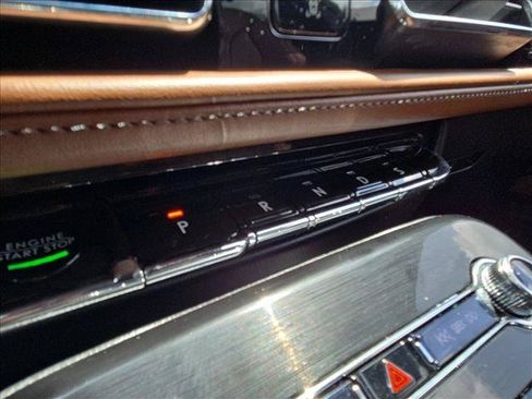 Used 2022 Lincoln Nautilus Reserve FWD image 12