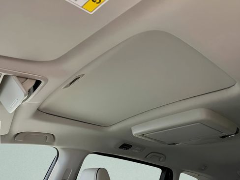 New 2026 Honda Odyssey Touring image 25