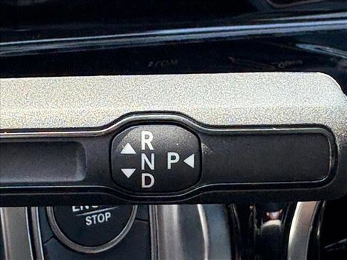 New 2026 Mercedes-Benz GLB 250 image 10