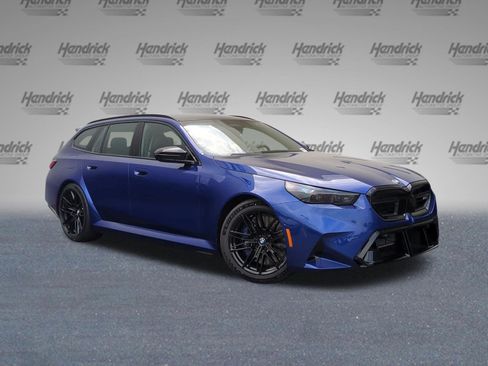 New 2027 BMW M5 Touring AWD/4WD image 2