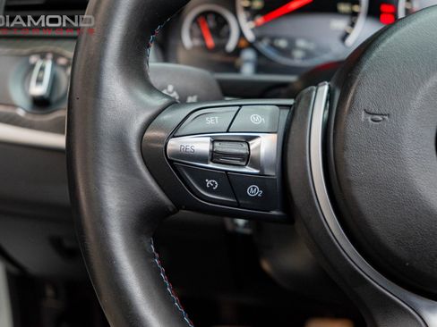 Used 2015 BMW M5 image 78
