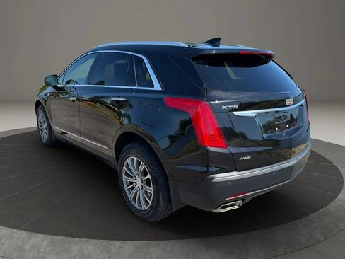 Used 2017 Cadillac XT5 Luxury w/ Driver Awareness Package AWD/4WD image 8