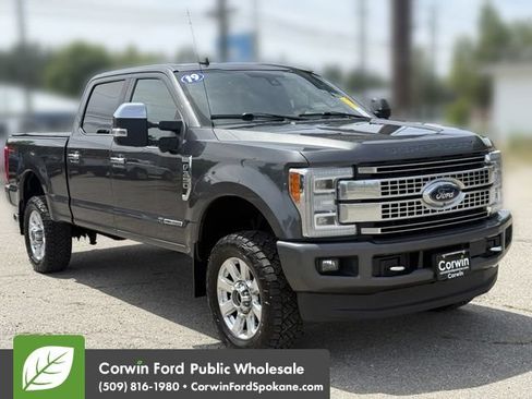 Used 2019 Ford F350 Platinum w/ Platinum Ultimate Package AWD/4WD image 1