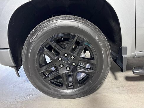 Used 2023 Chevrolet Silverado 1500 Custom w/ LPO, Dark Essentials Package AWD/4WD image 11