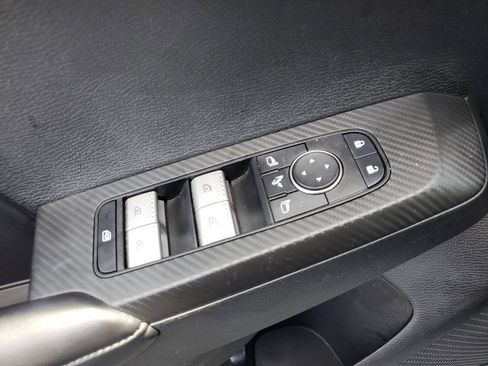 Used 2024 Mitsubishi Outlander SE Black Edition FWD image 32